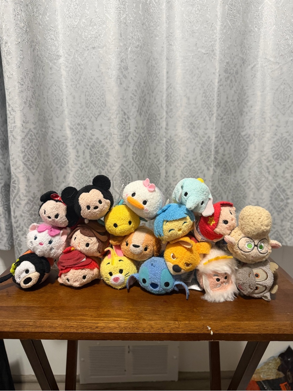 Disney Plush Tsum Tsum lot (18)- Multicolor Mini Characters